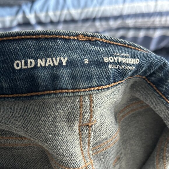 Old Navy Boyfriend Jeans - Picture 3 of 3